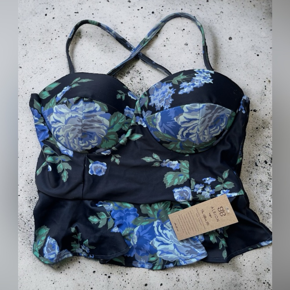 NEW Albion floral peplum tankini top blue medium